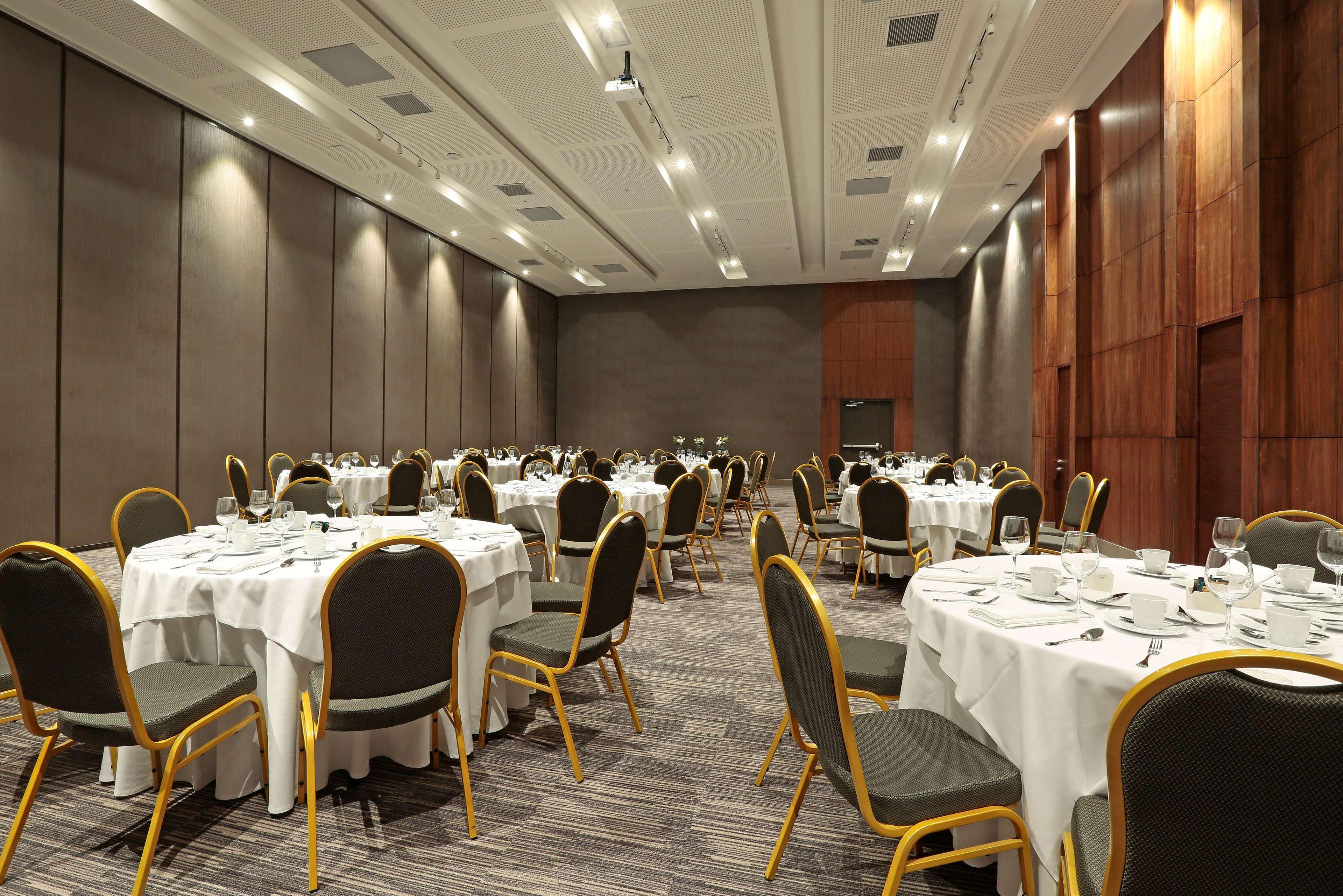 Doubletree By Hilton Santiago Kennedy, Chile Hotel Exterior foto