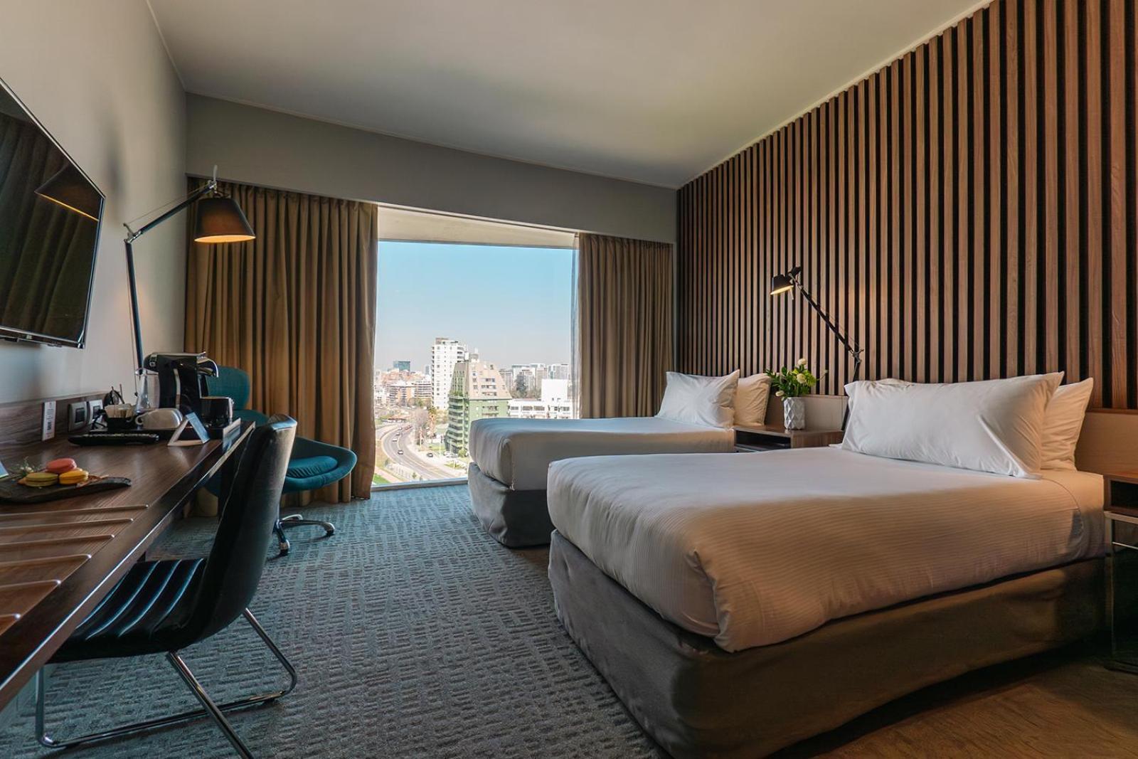 Doubletree By Hilton Santiago Kennedy, Chile Hotel Exterior foto