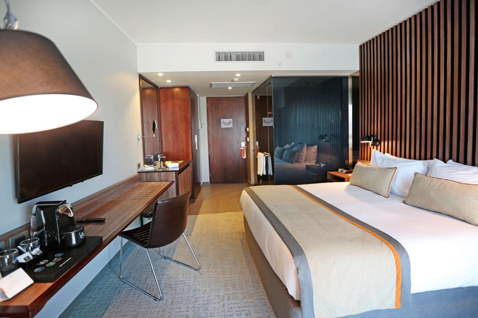 Doubletree By Hilton Santiago Kennedy, Chile Hotel Exterior foto