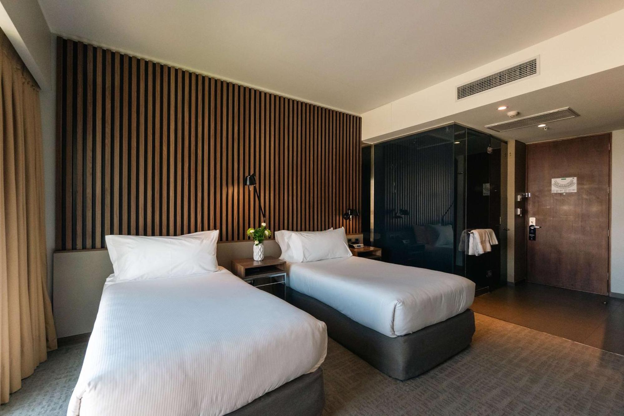 Doubletree By Hilton Santiago Kennedy, Chile Hotel Exterior foto